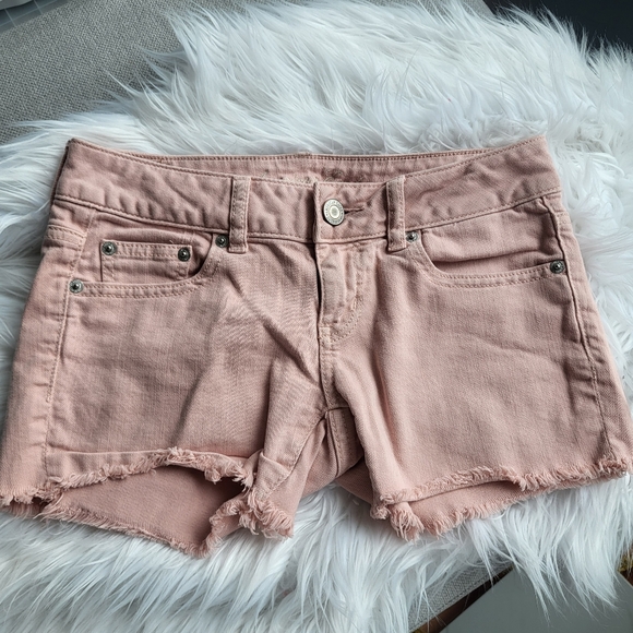 American Eagle Light Pink Jean Shorts Short Ladies - Picture 1 of 9